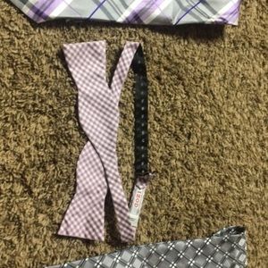 One bowtie and two ties. 15 a piece! 40 for all!